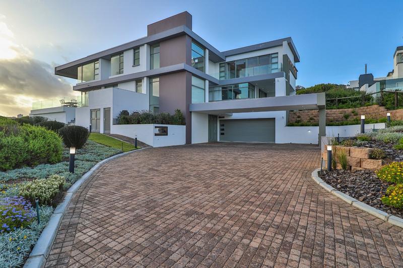 4 Bedroom Property for Sale in Pinnacle Point Golf Estate Western Cape